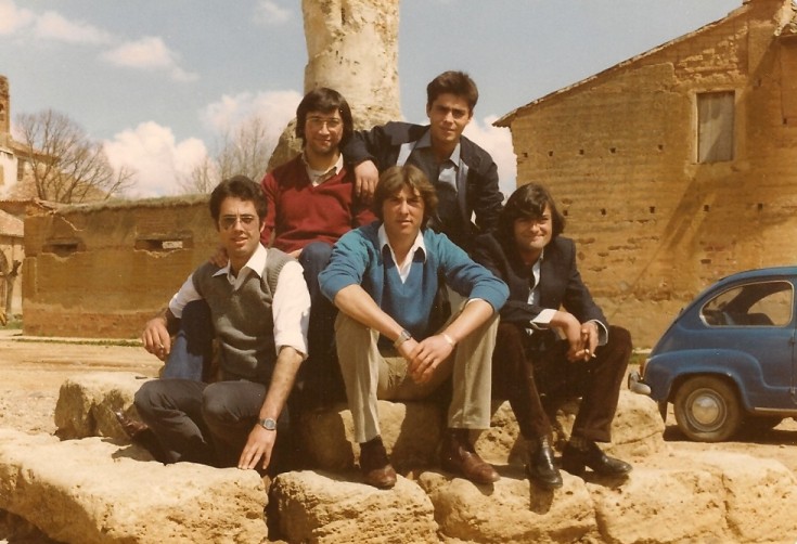 Mis amigos, que lo ser�n siempre